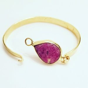 18k gold plated bangle with natural stone drop